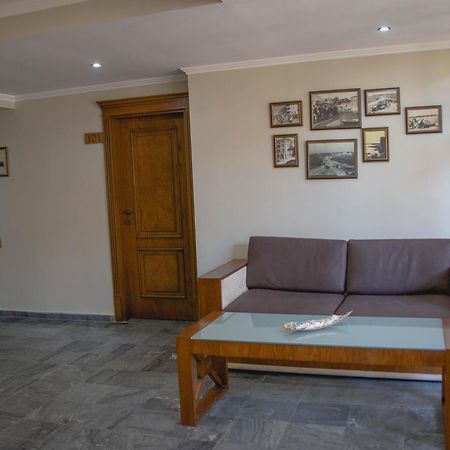 Prince Cyril Hotel Nesebar Bagian luar foto
