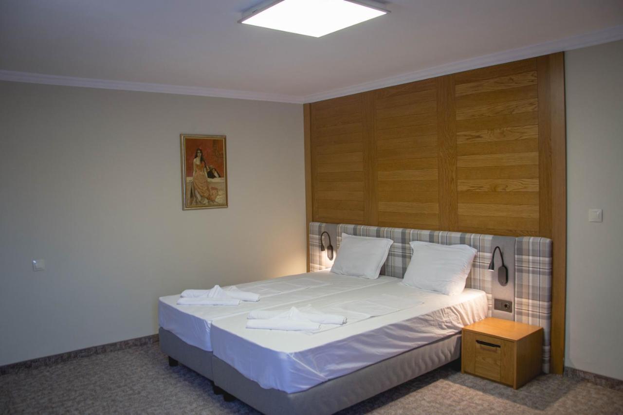 Prince Cyril Hotel Nesebar Bagian luar foto