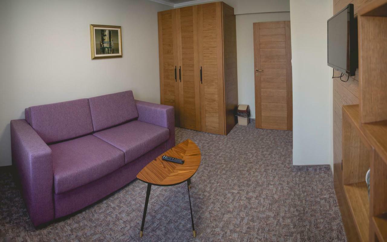 Prince Cyril Hotel Nesebar Bagian luar foto