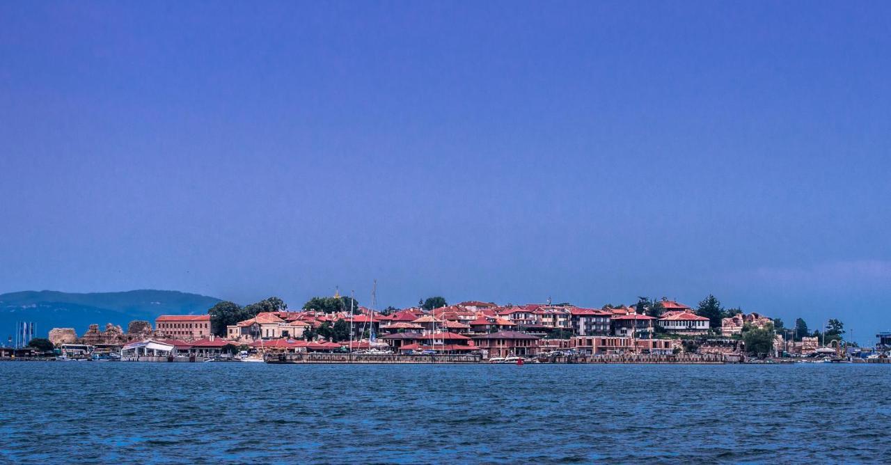 Prince Cyril Hotel Nesebar Bagian luar foto
